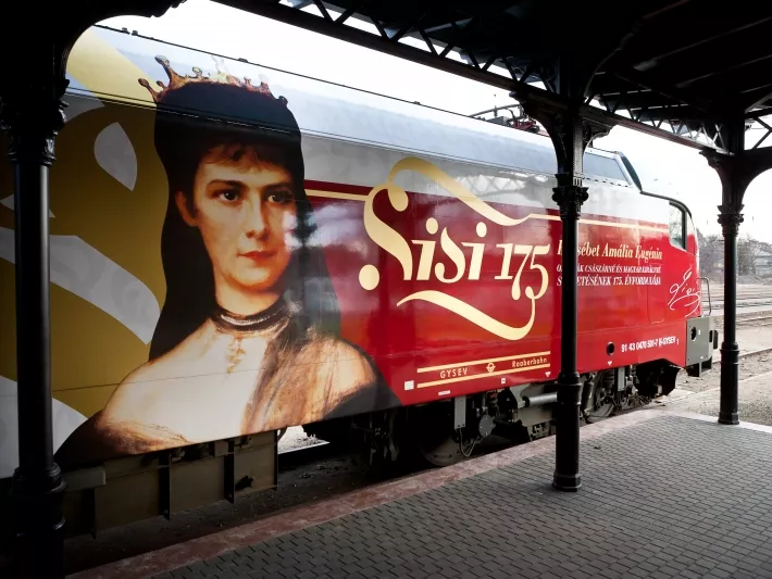 Elndult a Sisi-vonat