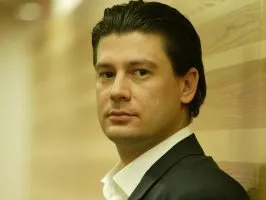 Leépítés és átalakítás a Sanománál