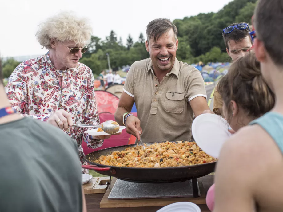 Lázár séffel indul roadmovie a TV Paprikán
