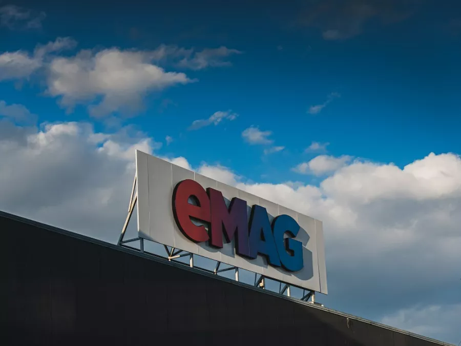Egy platformra költözik az eMAG és az Extreme Digital