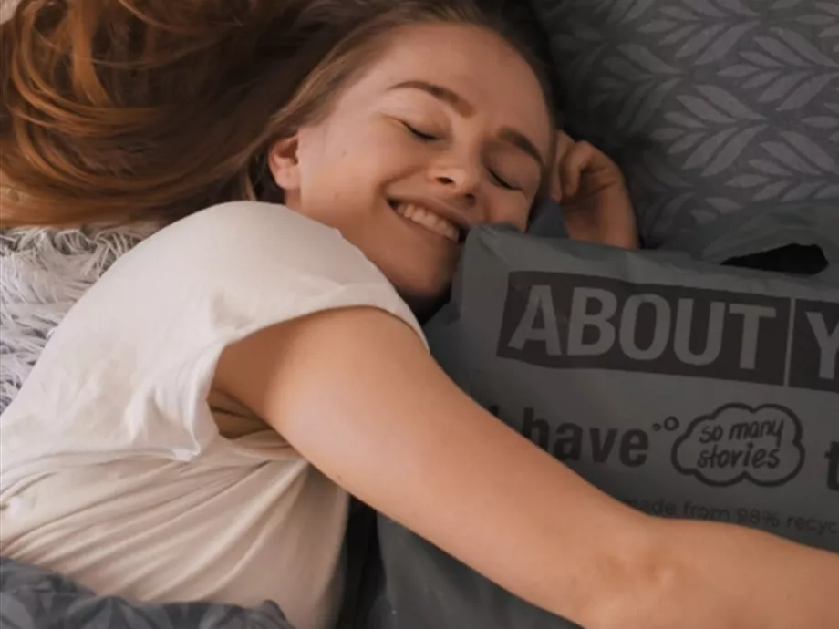 1 millió vásárlóját ünnepli az About You
