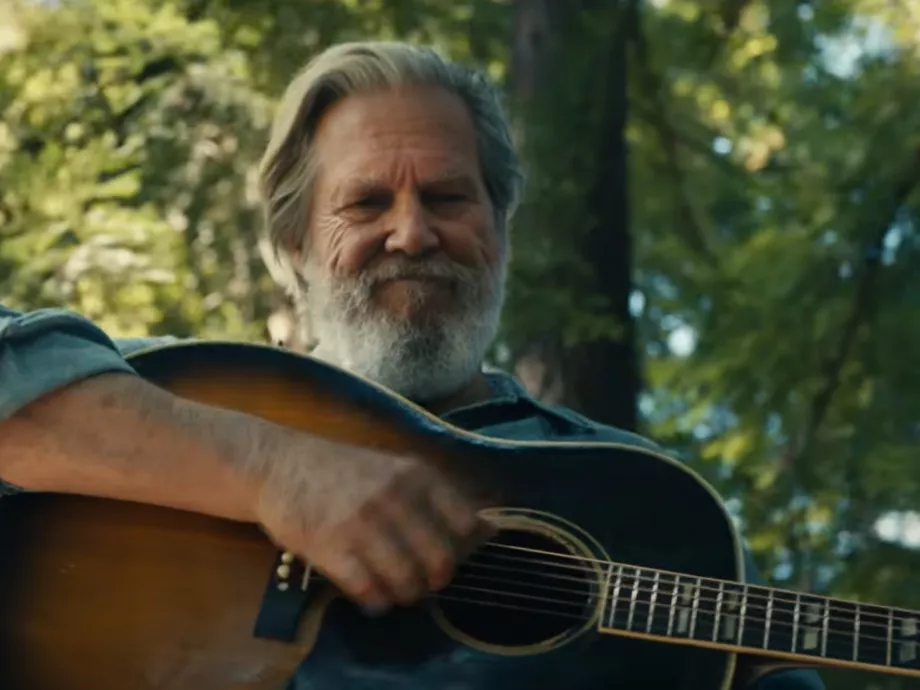 Jeff Bridges személyes történetével kampányol az AstraZeneca