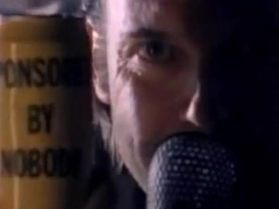 Neil Young mérges, mert Beck az egyik dalát használta egy reklámban