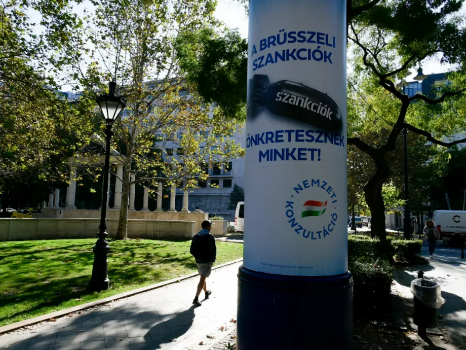 Tartós az állami dominancia a reklámpiacon, 2021-ben 76 millió eurót költött a kormány