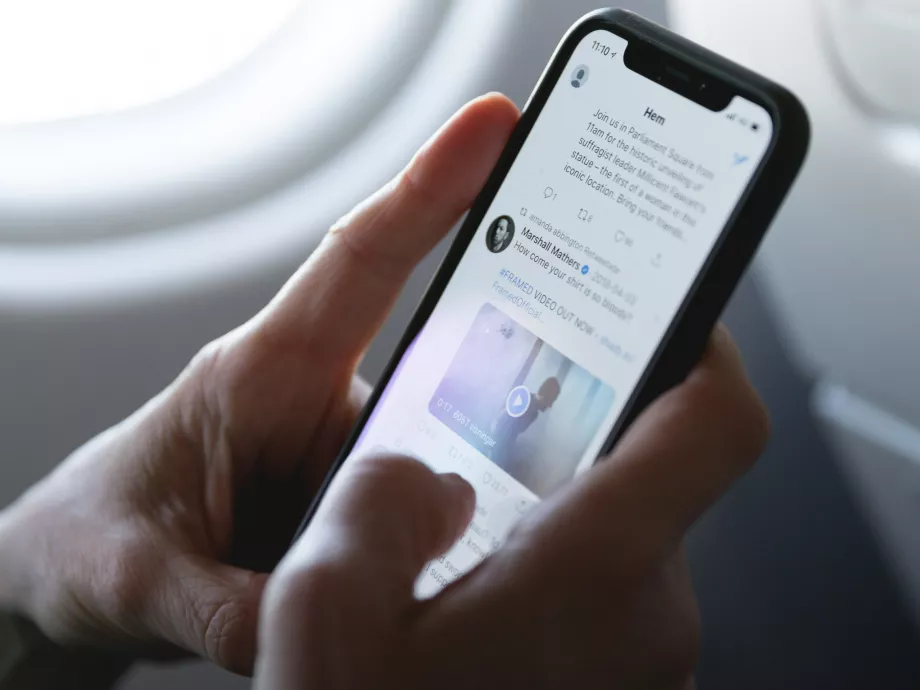Drágábban árulja a kék pipát az iPhone-osoknak a Twitter
