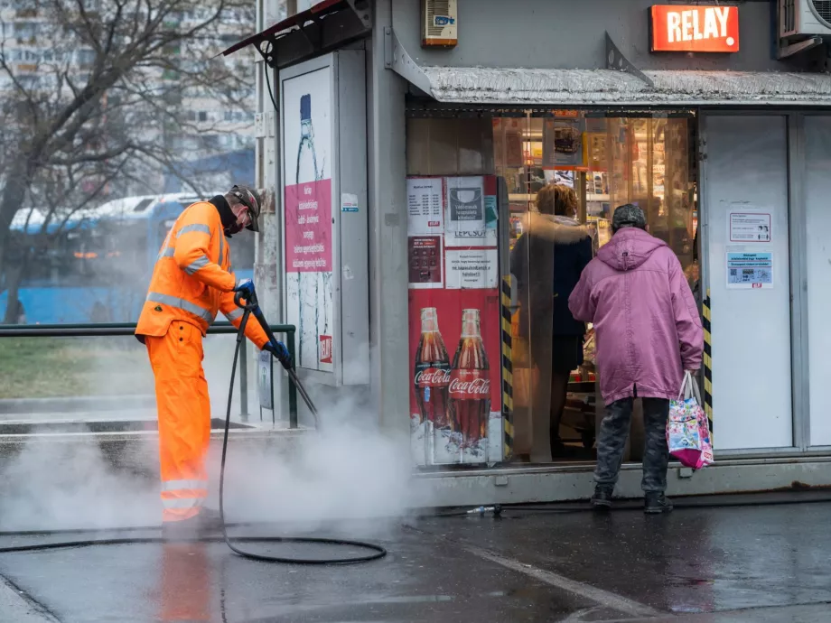 22 milliárdot költ médiafigyelésre a Fidesz-közeli cég