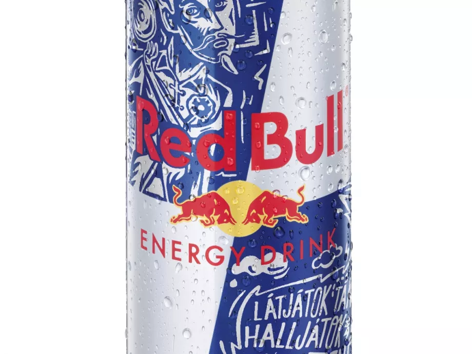 Petőfi arca és verse a Red Bull dobozán