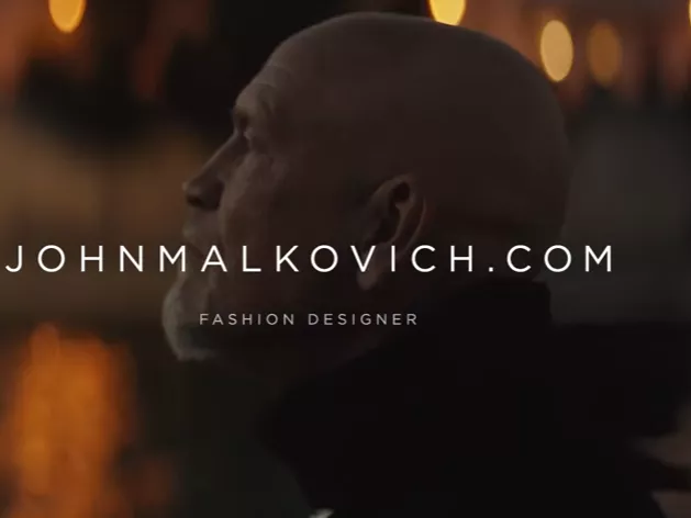 John Malkovich végre megvalósítja az álmát