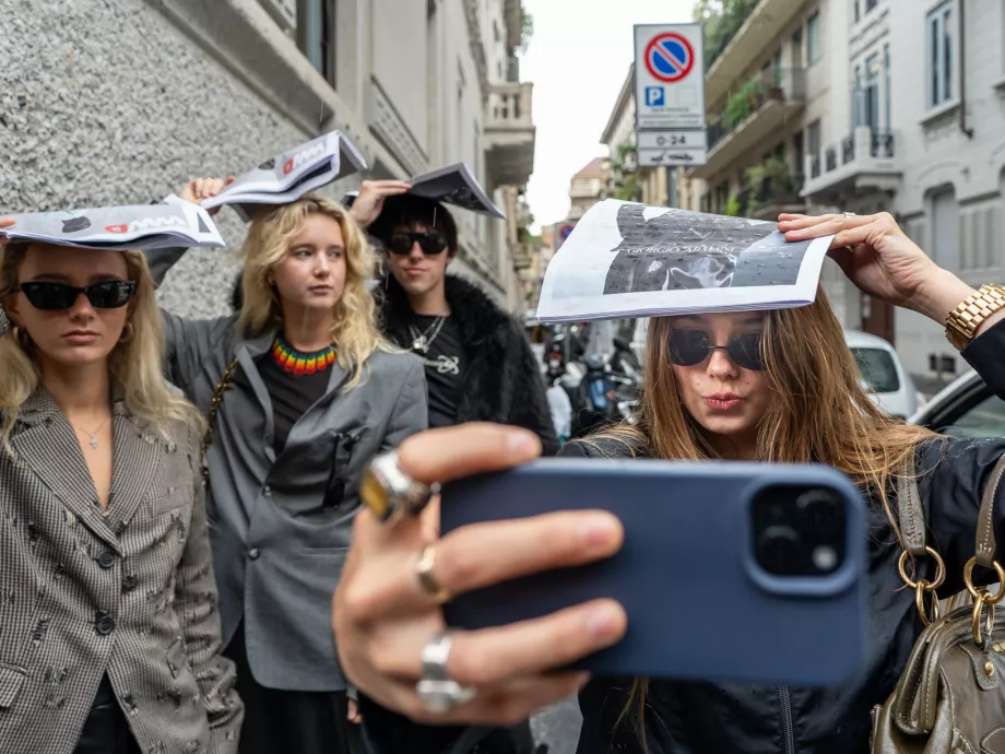 Tekintetek és történetek a városban – beszélgetés Szirbek Anita streetfotóssal