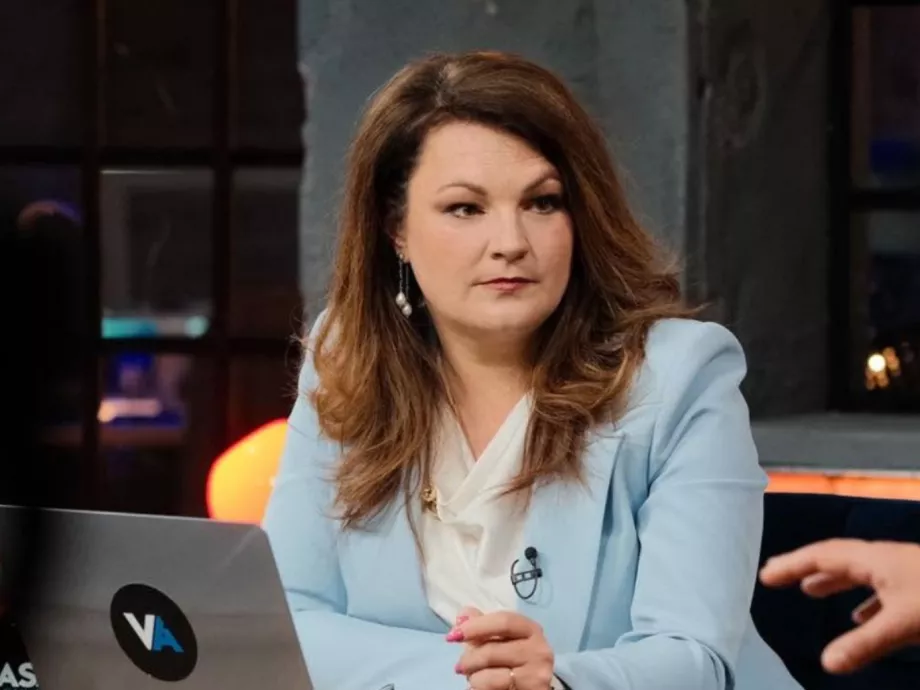 Benyó Rita és Sashegyi Zsófia is búcsúzik a Válasz Online-tól, mindketten a közmédiához igazolnak