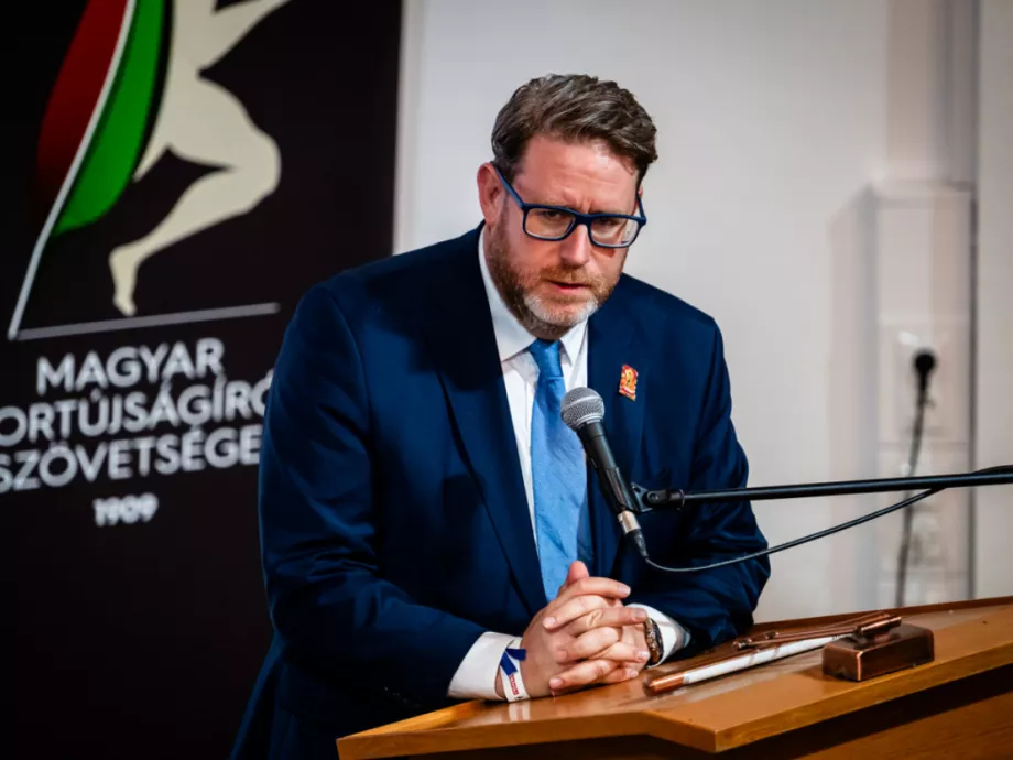 Lemond a Magyar Sportújságírók Szövetségének teljes elnöksége