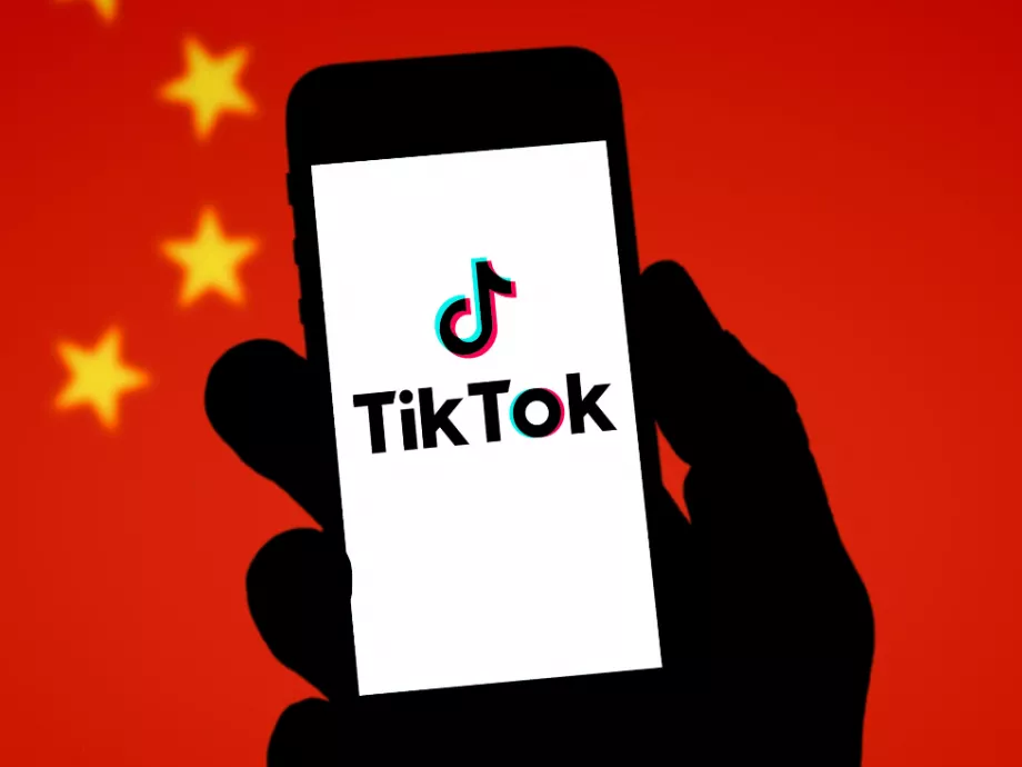 Vicces platformként indult, most a betiltás közelében a TikTok