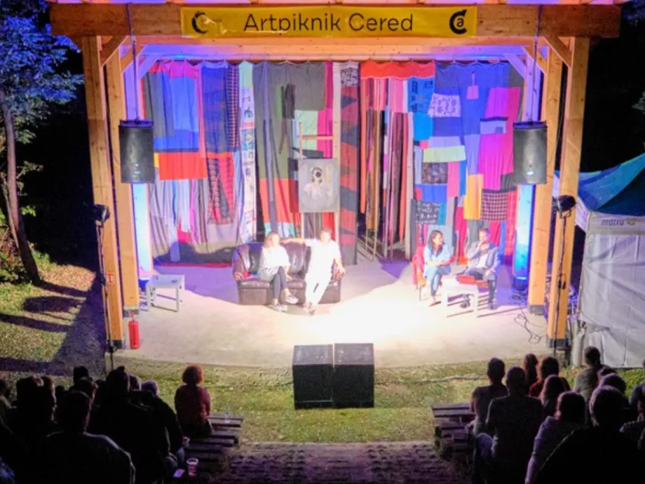 Egy napra nyílik meg a közönség előtt az ArtColony Cered nemzetközi művésztelep