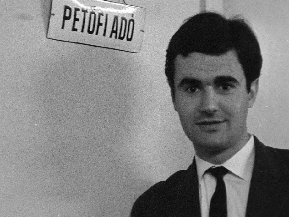 Elhunyt Borenich Péter Aranytollas újságíró, rádiós szakember