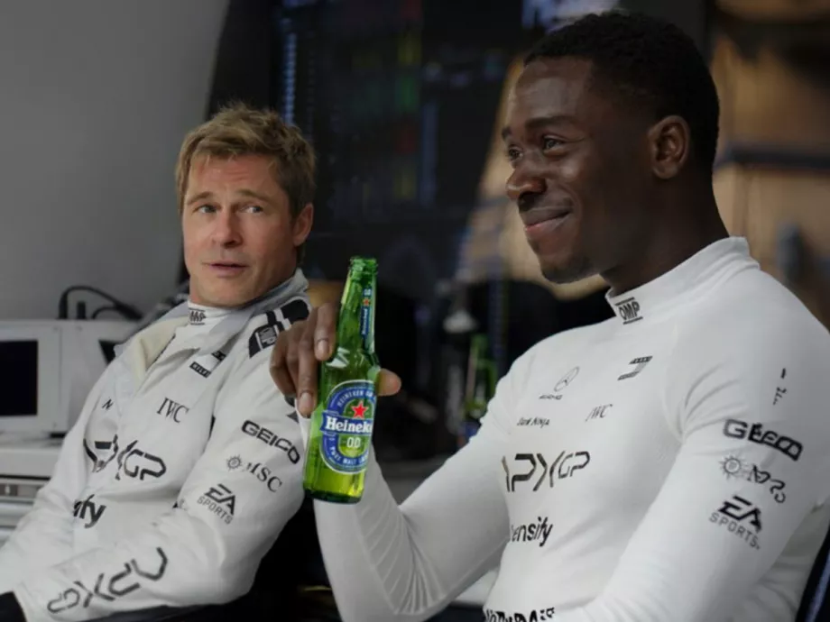 Brad Pitt és Damson Idris a Heineken új F1 reklámjában
