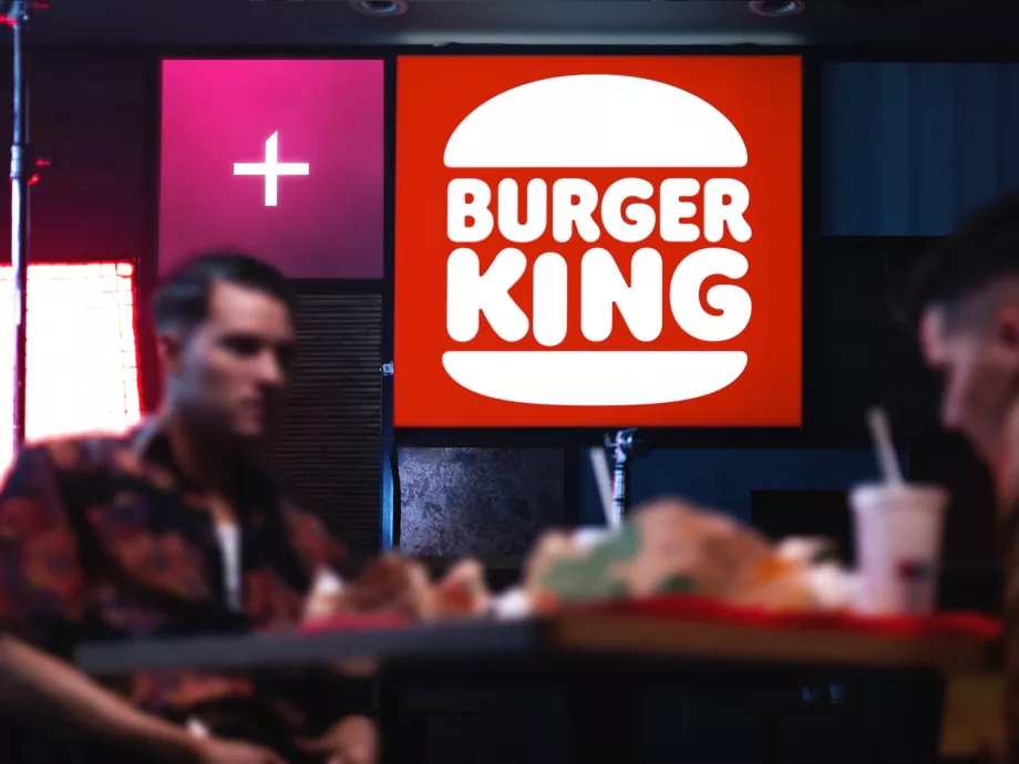 A ValMar robotburgerre és önarckép burgerre is gondolt, de más lett az ötletelésből