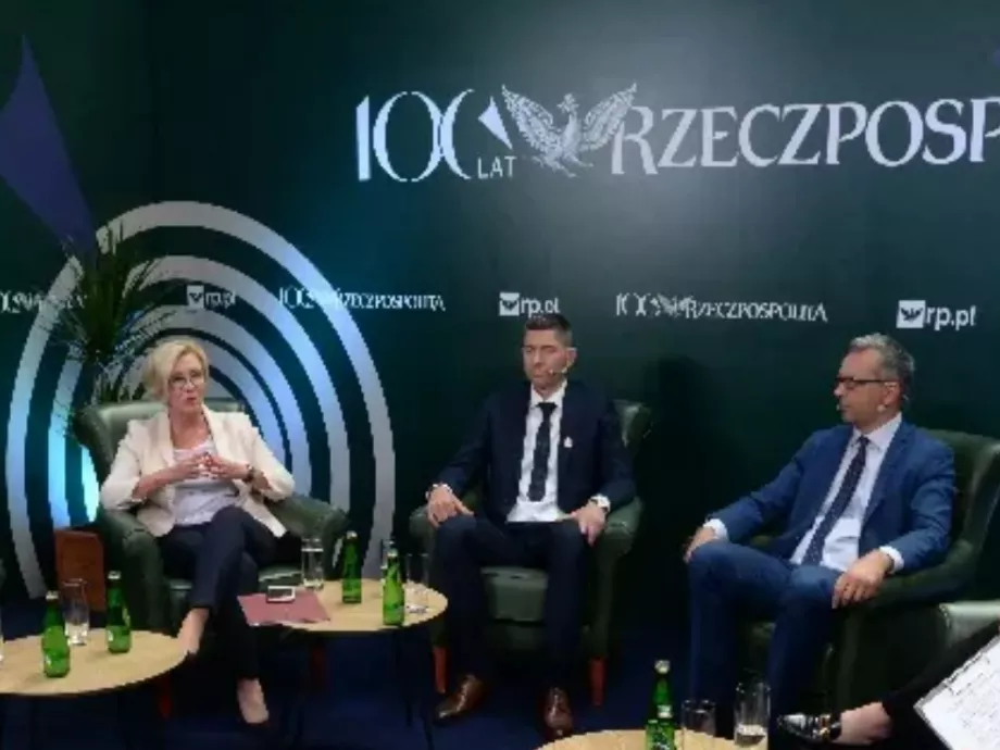 Kivonult a lengyel Gremi Mediából a Central