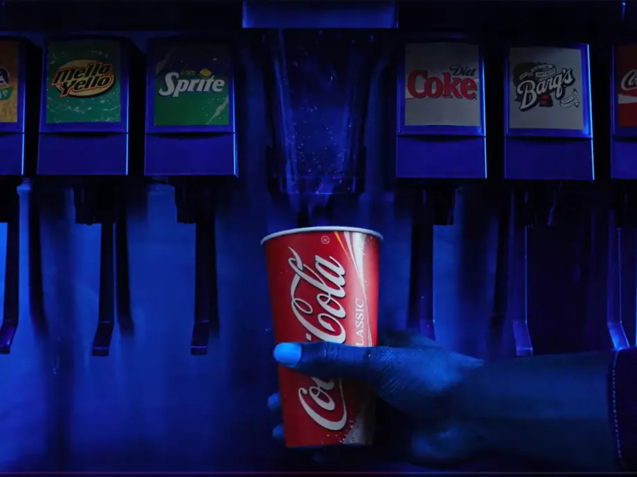 A Coca-Cola új reklámja szerint nem kell félnünk az AI-tól