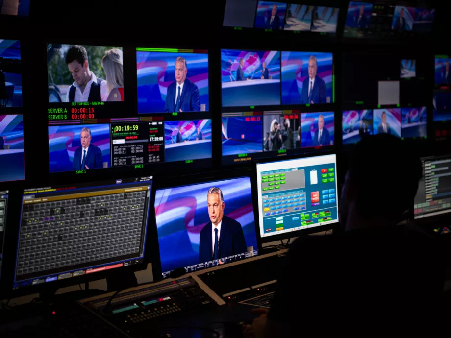 Tavaly 4,5 milliárdot költött műsortámogató kampányokra a TV2-nél a kormány