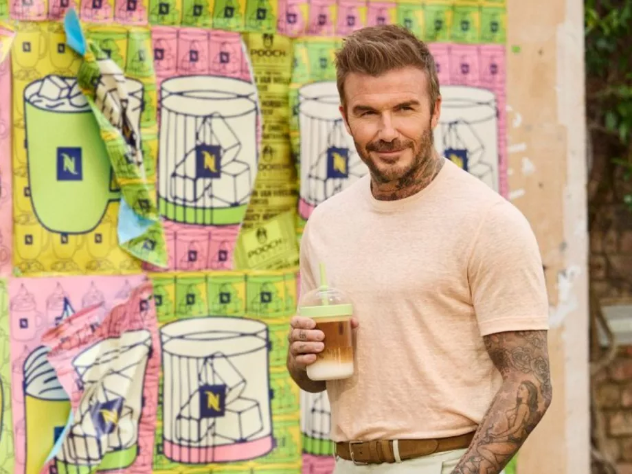 David Beckham csinál kedvet a kávézáshoz a Nespresso nyári reklámsorozatában