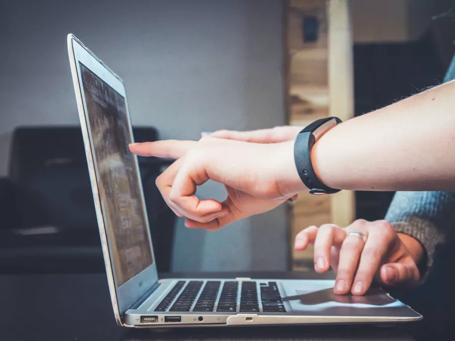 Csak szerény növekedést vár 2023-ban a digitális piac itthon