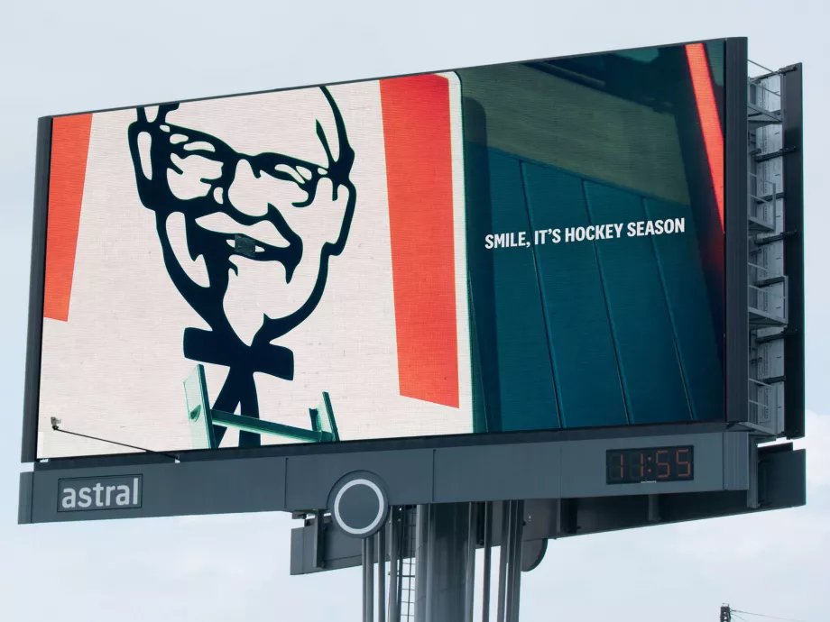 A KFC Canada kiütötte az ezredes fogait a hokiszezon indulásához időzített kampányában