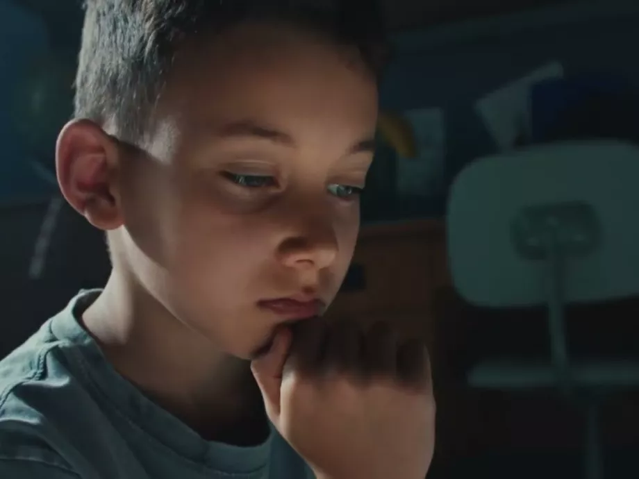 Rugalmasságra és kudarctűrésre tanít a játékautó