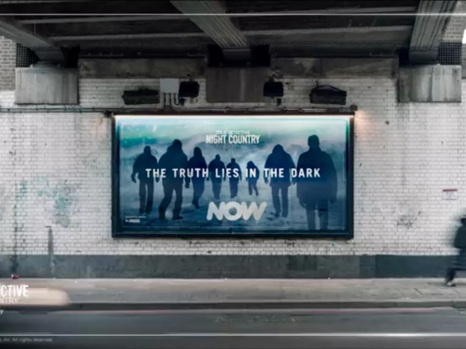 Fényérzékeny outdoor plakáton tűnnek el a True Detective tudósai