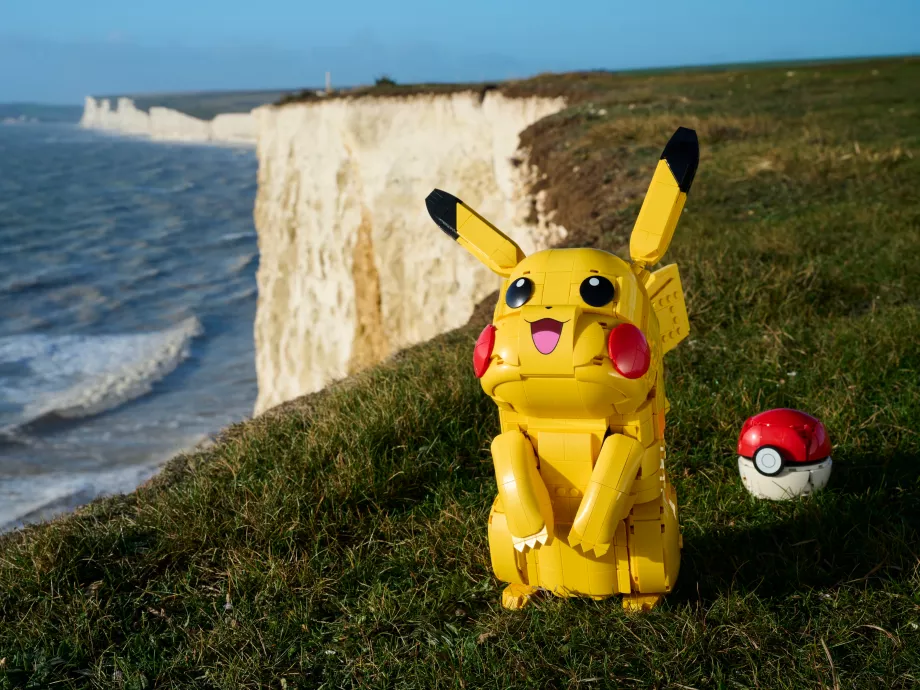 Pokémon készletekkel jelentkezik a LEGO Csoport