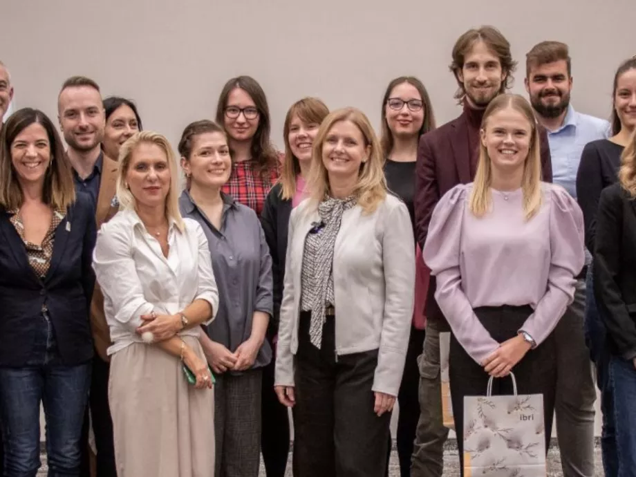Mentális snack, dopamin-detox és könyves applikációk a fiatal PR-osok versenyén