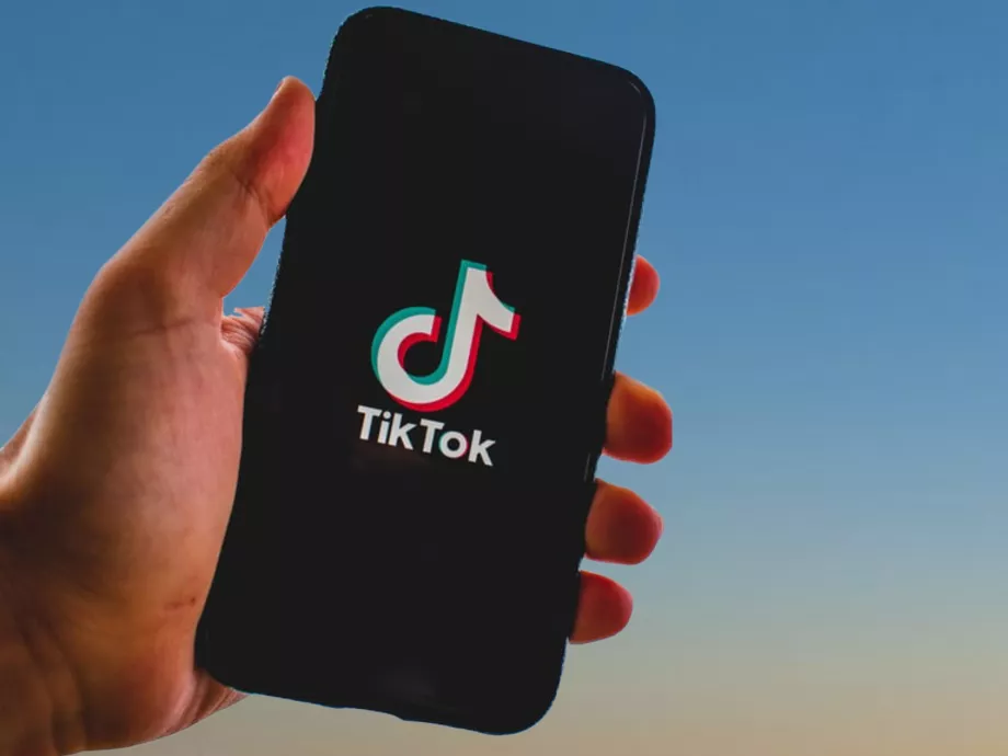 A TikTok is beáll a sorba? Jöhet a reklámmentes előfizetési csomag