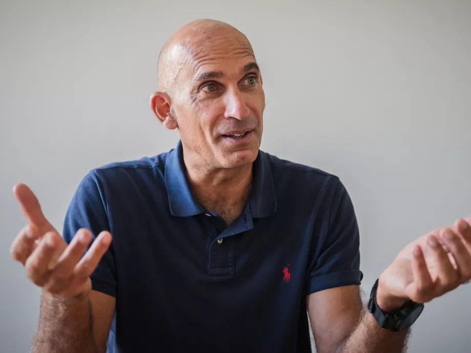 Amikor a politika betör a lifestyle magazinok közé, az átszabja a piacot
