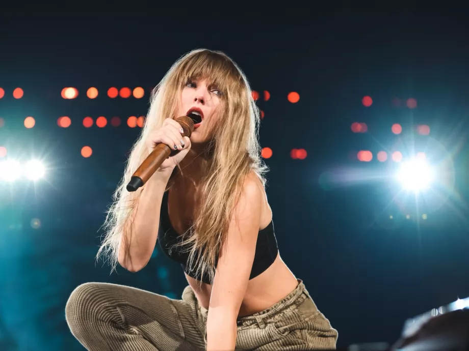 Nem csak Taylor Swift szeret repülni, hanem a rajongói is