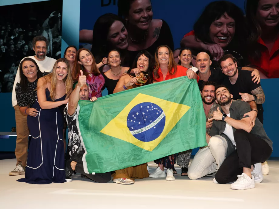Hangolódj velünk Cannes legjobb bevonuló zenéivel az esti díjátadóra!