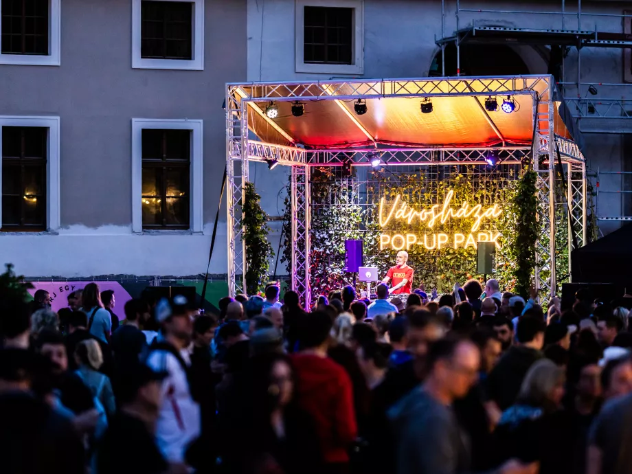 A Városháza pop-up park is szerepel a City Nation Place Award shortlistjén